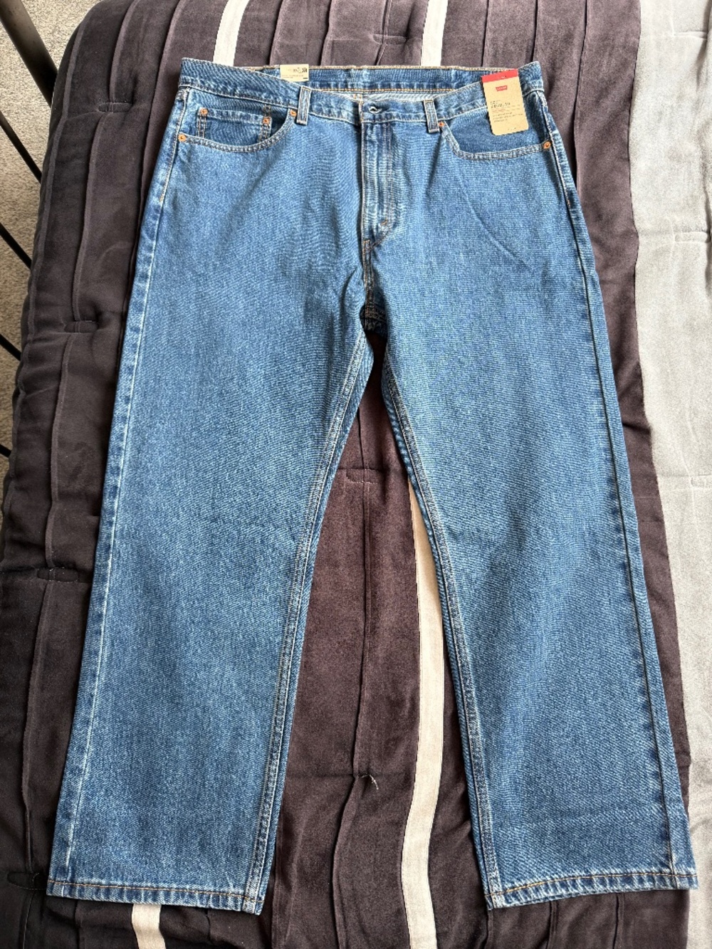 Levi's 505 Regular Medium Stone Wash Blue Jeans W40 x L29 NWT